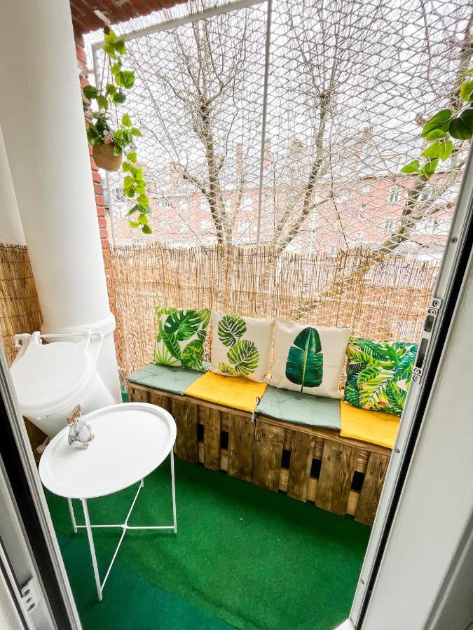 Apartamento Le Jardin Secret D'Amiens Hypercentre Cathedrale, Parking Exterior foto